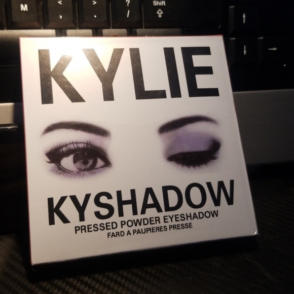 KYLIE KYSHADOW POWDER EYESHADOW PALLETE BRONZE - Picture 2 of 4